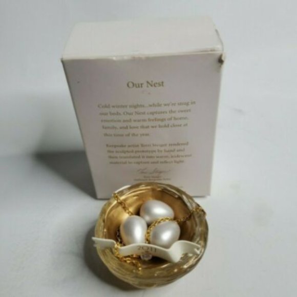 2011 Hallmark Keepsake Ornament Our Nest - Picture 2 of 3